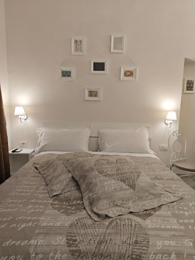 That'S Amore Decumani Napoli Bagian luar foto